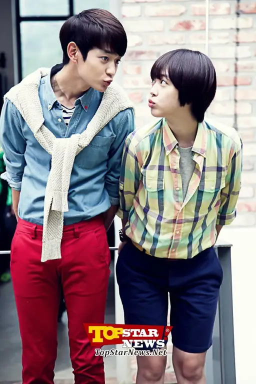 Sulli dan Minho dalam drama To The Beautiful You