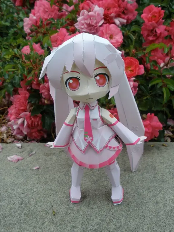 Gambar papercraft anime gadis imut yang sudah jadi