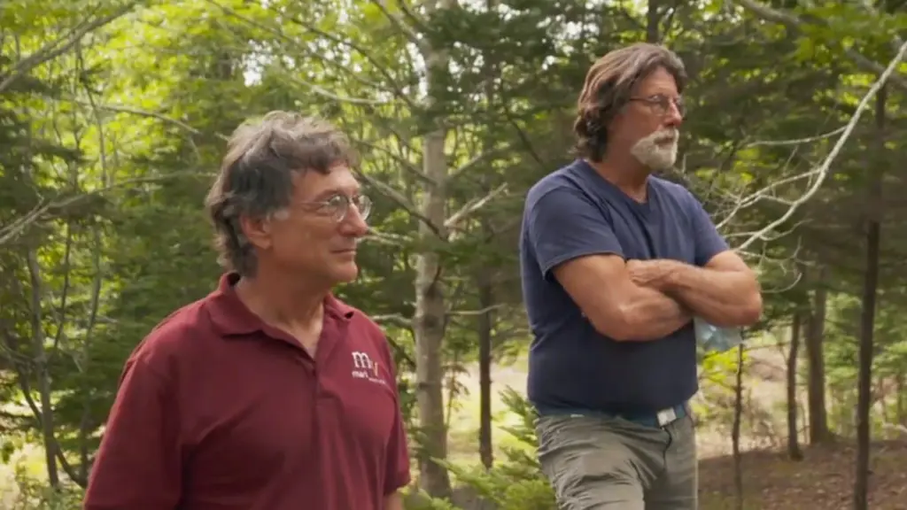 Gambar Rick dan Marty Lagina di Oak Island