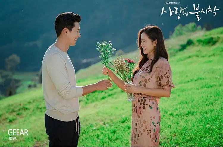 Pasangan utama dalam Operation True Love Pasangan dalam drama Korea