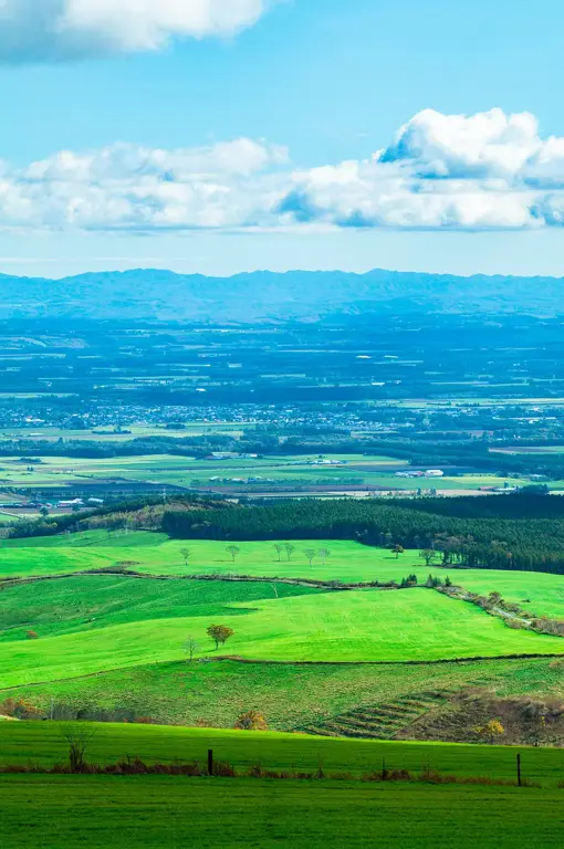 Gambar pemandangan alam di Hokkaido, Jepang