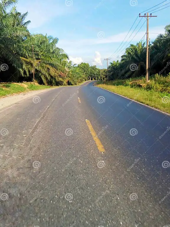 Jalan raya di Sumatera