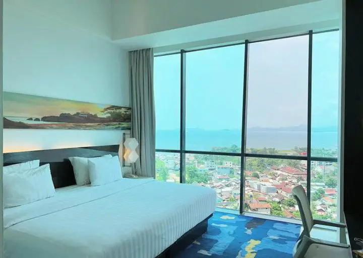 Pemandangan Kota Bandar Lampung dari Hotel