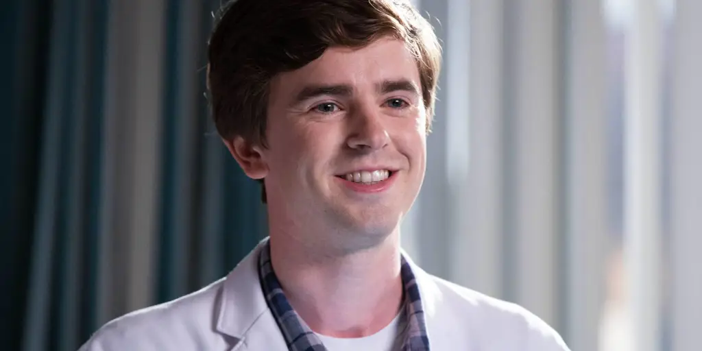 Freddie Highmore sebagai Dr. Shaun Murphy