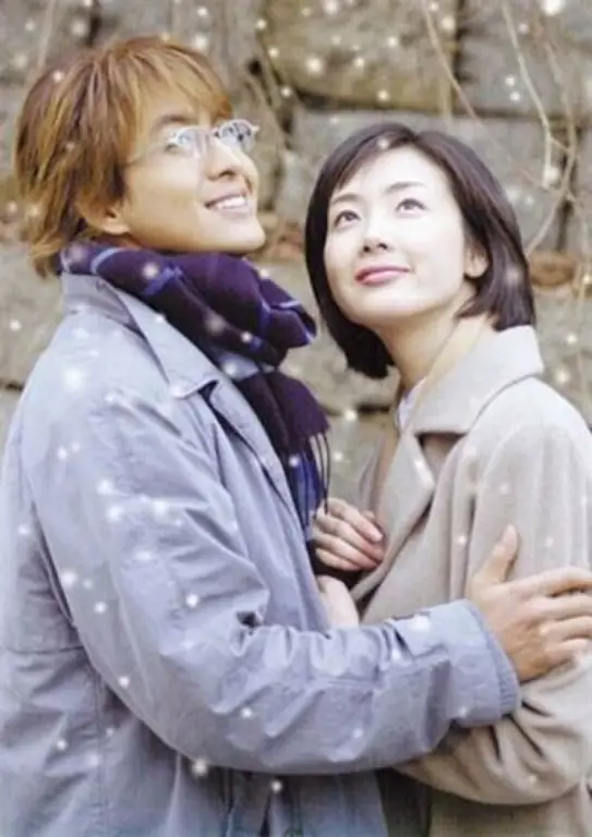 Foto Bae Yong Joon dan Choi Ji Woo dalam Winter Sonata