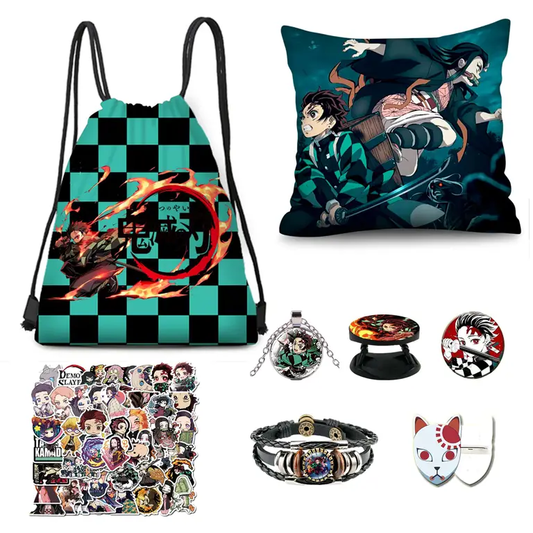 Gambar penggemar anime bahagia dengan merchandise