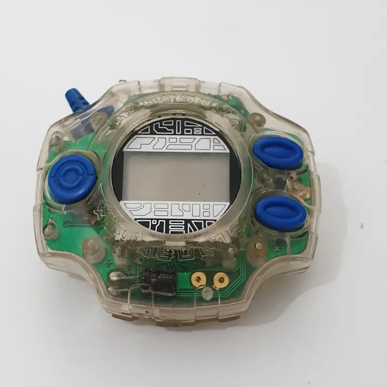 Perbandingan Digivice Adventure dan Digivice Adventure 02