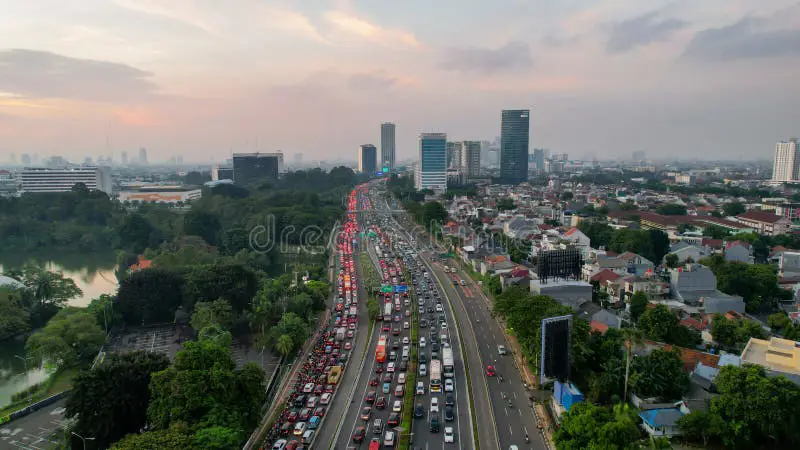 Jalan raya dari Bandar Lampung ke Jakarta