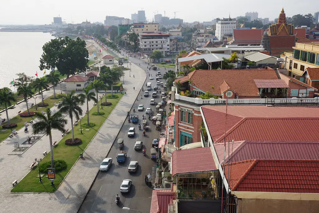 Pemandangan kota Phnom Penh