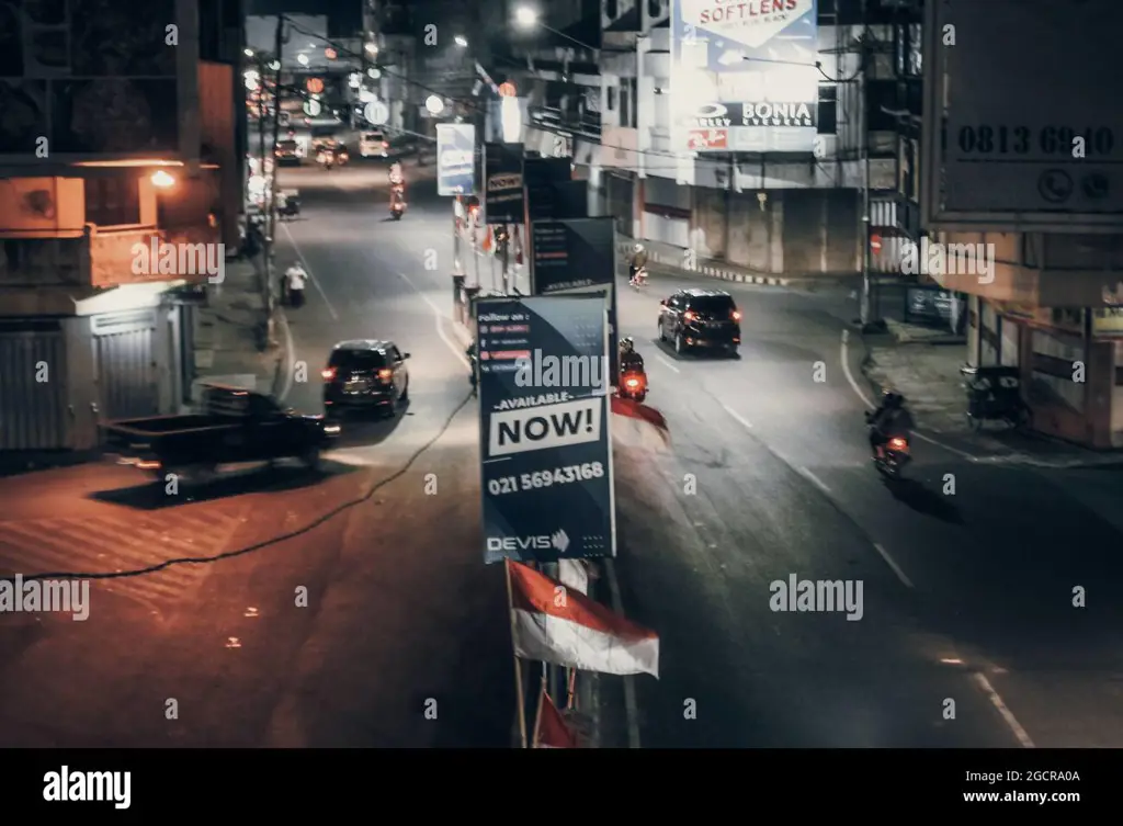 Pemandangan kota Bandar Lampung di malam hari