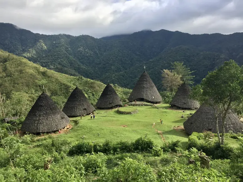 Perkampungan budaya Indonesia