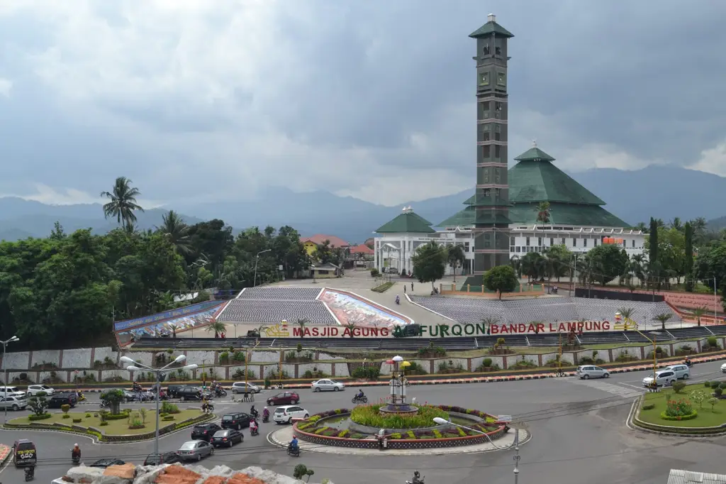 Pemandangan kota Bandar Lampung yang indah