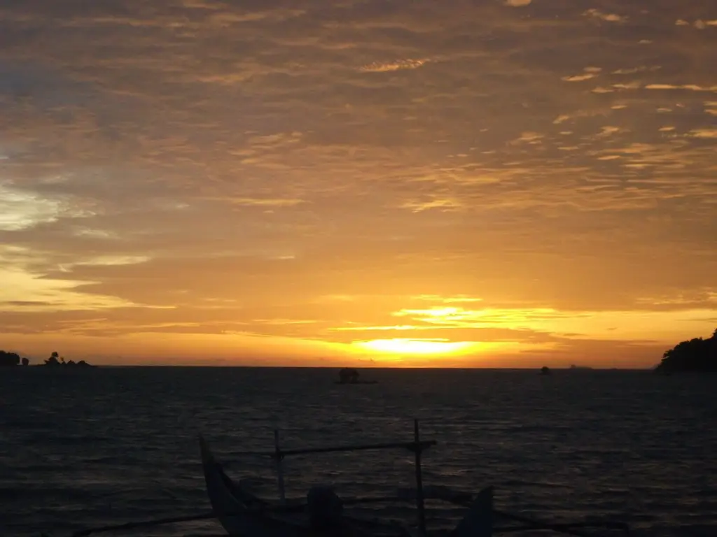 Pemandangan matahari terbenam di Teluk Bandar Lampung