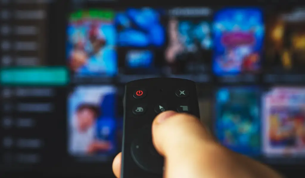 Gambar berbagai platform streaming online seperti Netflix, Iflix, dan lainnya