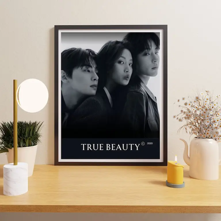 Poster drama True Beauty