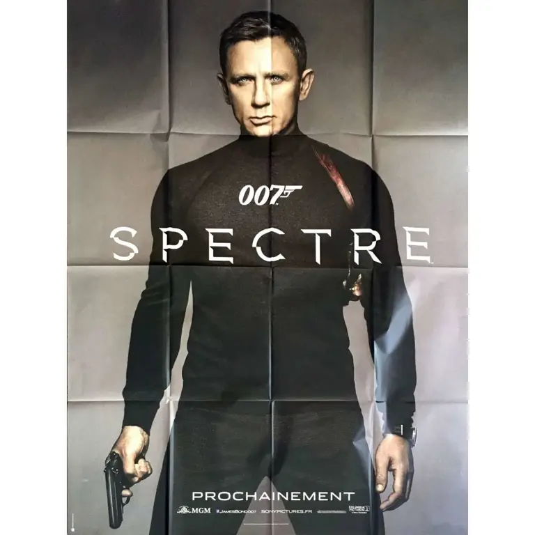 Poster film Spectre menampilkan Daniel Craig sebagai James Bond