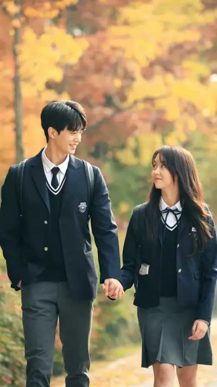 Gambar promosi drama Korea Home School