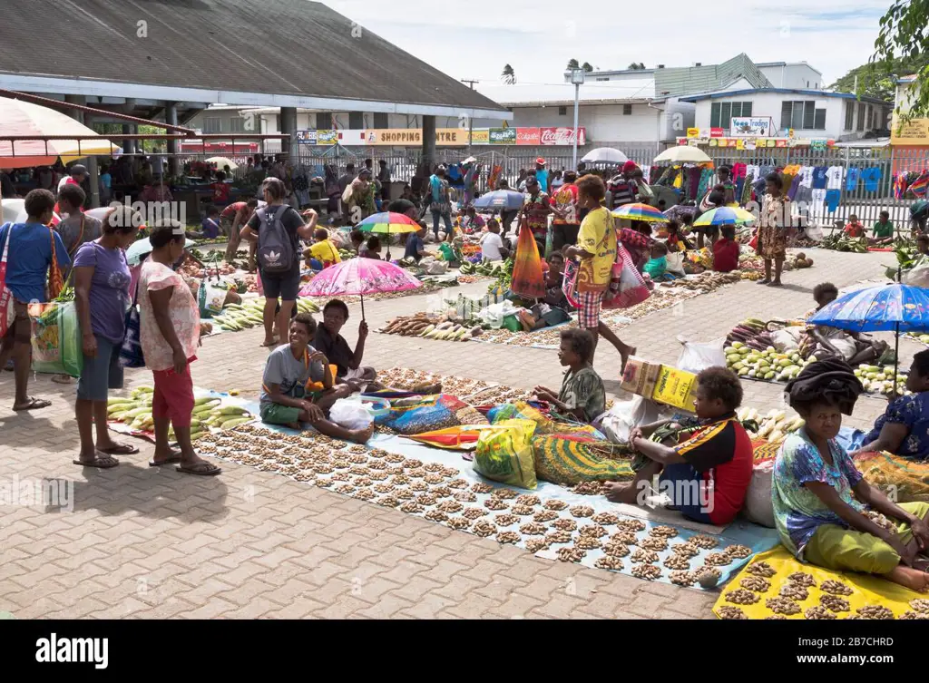 Gambar pasar tradisional di sekitar Bandar Udara Kebar