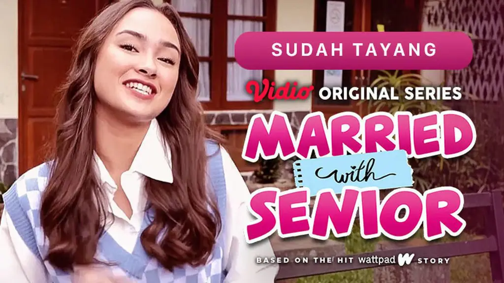 Adegan menarik dari serial Married With Senior