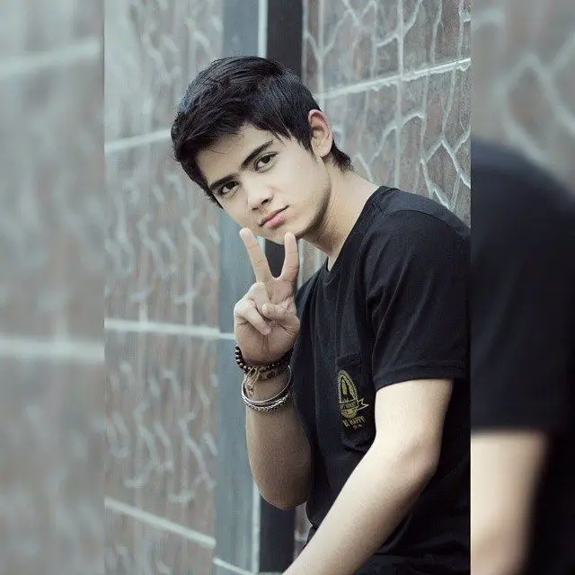 Aliando Syarief sebagai Galang