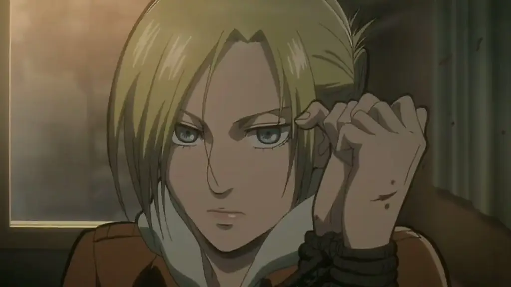 Gambar Annie Leonhart dalam Shingeki no Kyojin Lost Girls