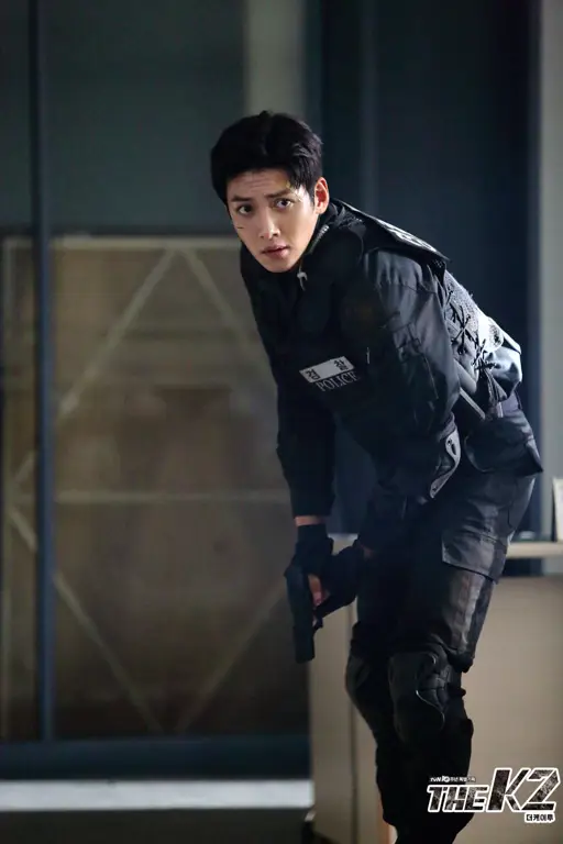 Ji Chang-wook sebagai Kim Je-ha di drama K2