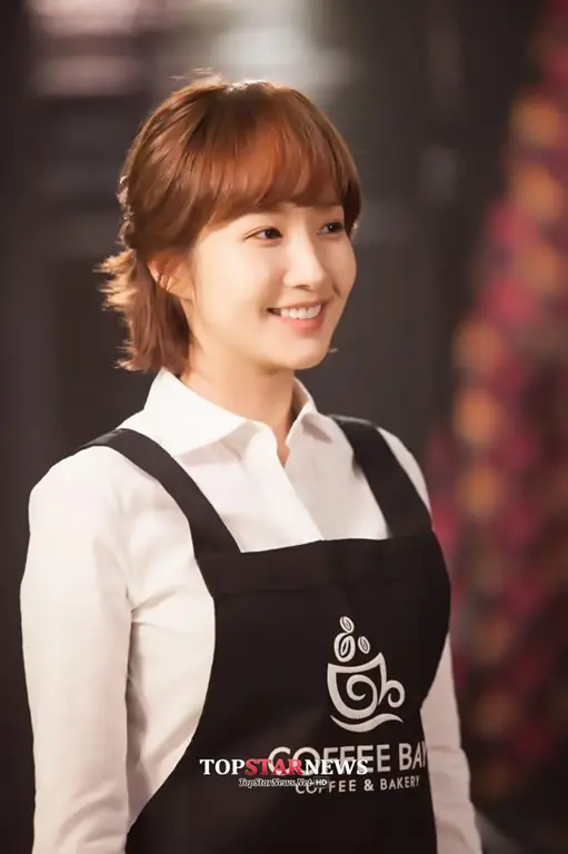 Park Min Young sebagai pemeran utama wanita dalam drama Korea Healer