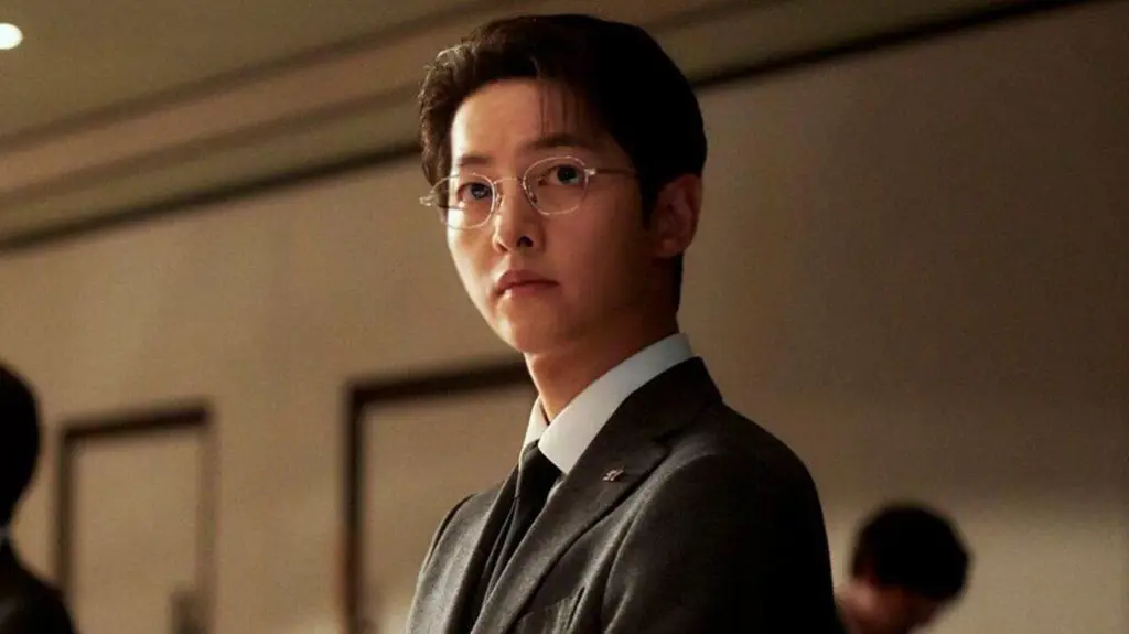 Song Joong Ki sebagai Jin Do Jun dalam Reborn Rich