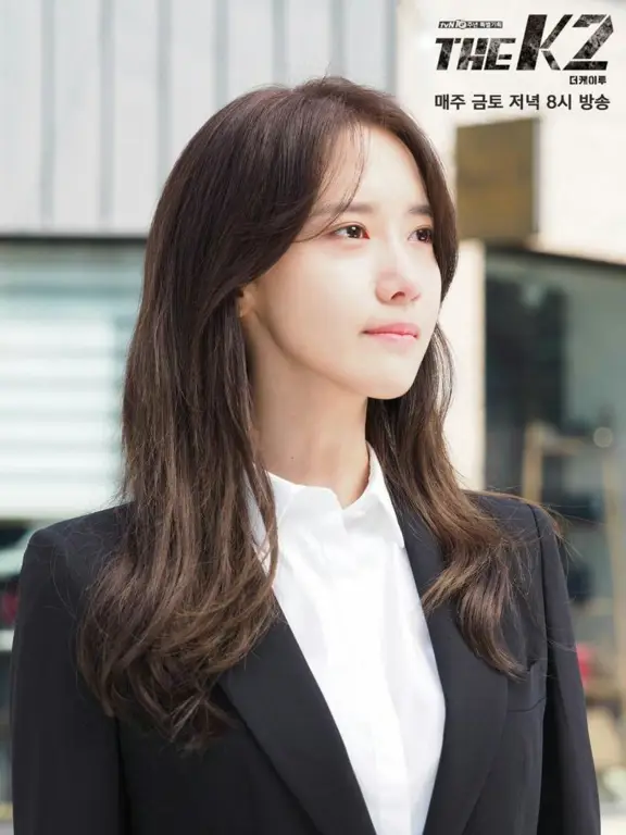 Yoona sebagai Go Anna di drama K2