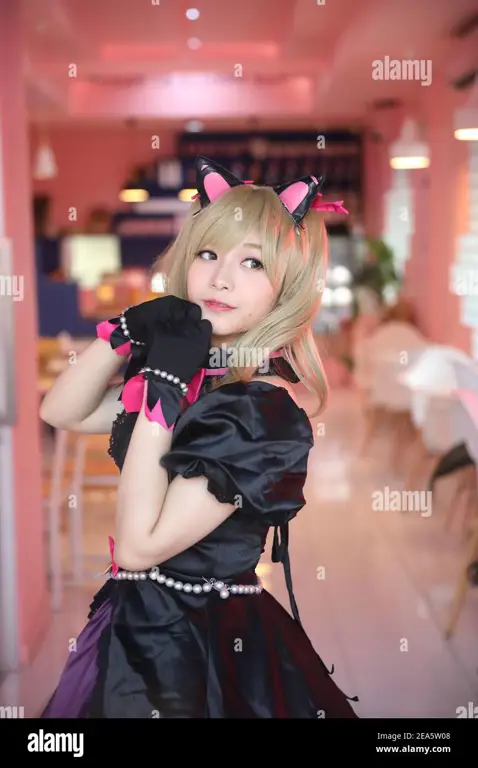 Foto sesi pemotretan cosplay anime seksi yang profesional