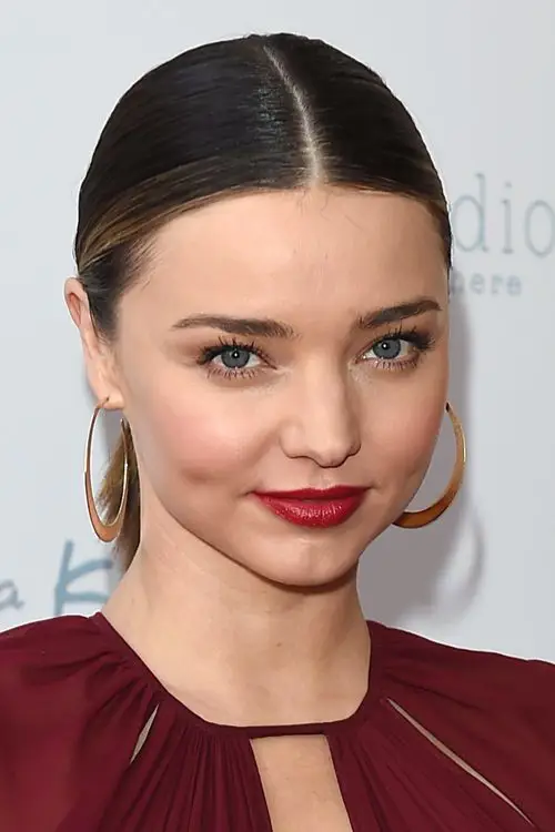 Proses bleaching rambut ala Miranda Kerr