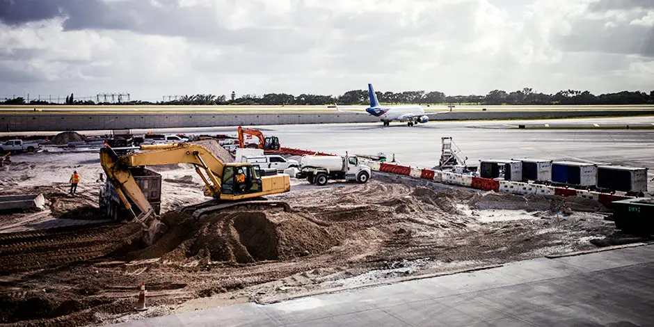 Pembangunan bandara di daerah terpencil