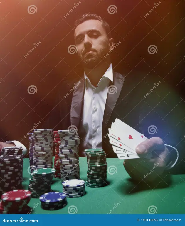 Pemain poker yang sedang menang