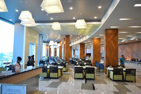 Restoran modern di Bandar Lampung dengan suasana elegan