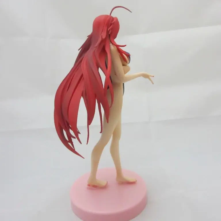 Gambar Rias Gremory dari anime High School DxD