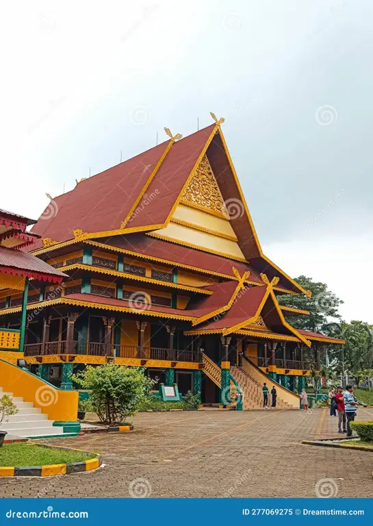 Rumah adat di Riau