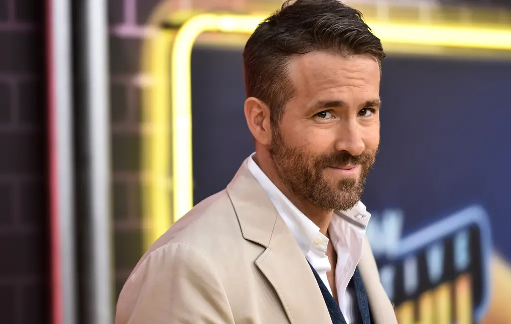 Adegan aksi Ryan Reynolds dalam film 6 Underground