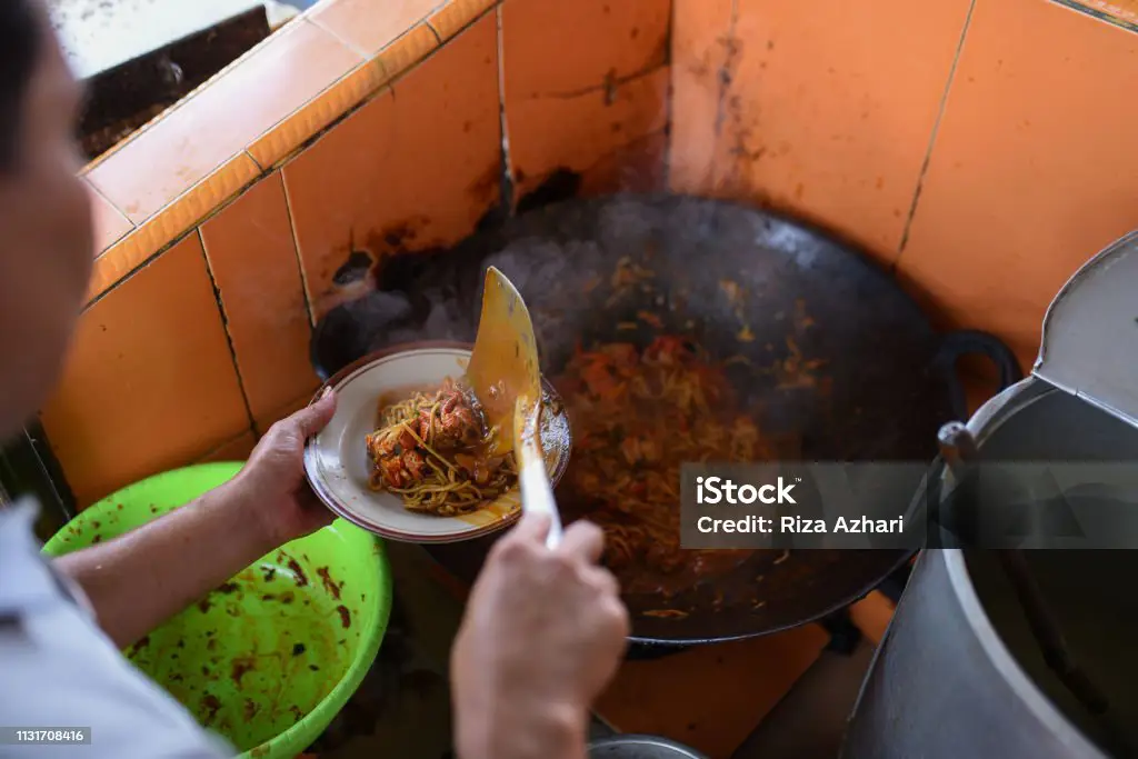 Berbagai hidangan makanan Aceh yang lezat