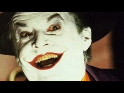 Salah satu adegan ikonik Joker Adegan Joker sedang tertawa