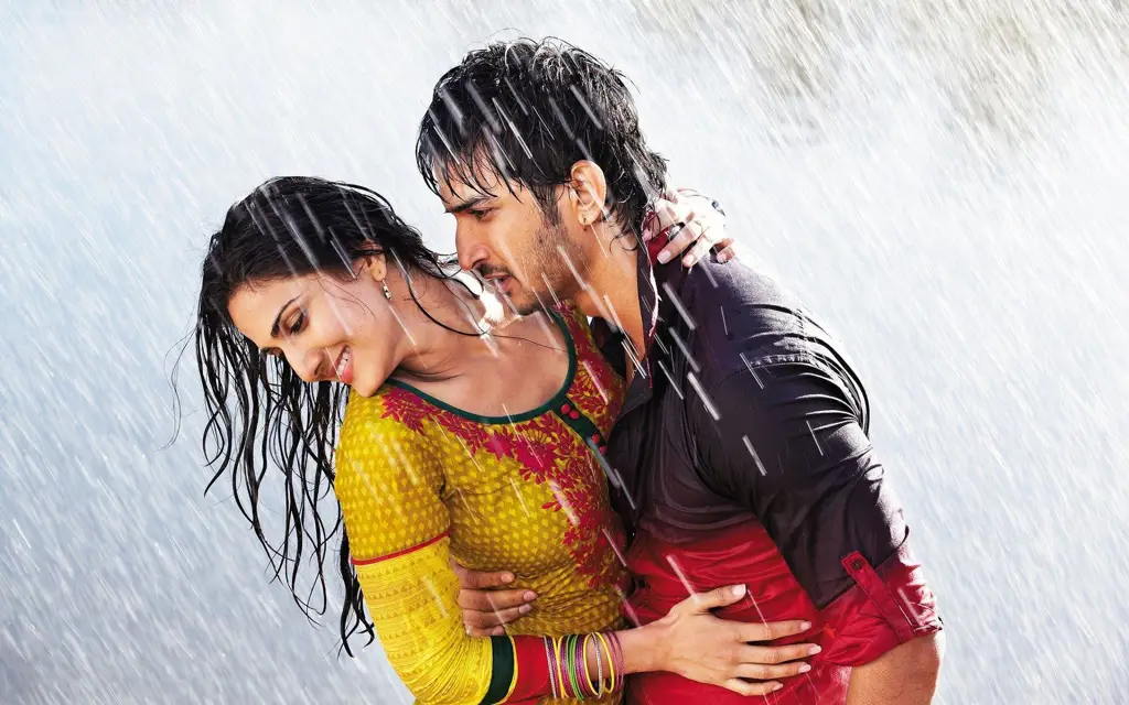 Adegan romantis dari film India