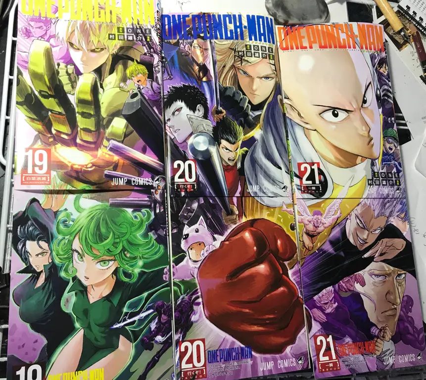 Sampul komik One Punch Man terbaru