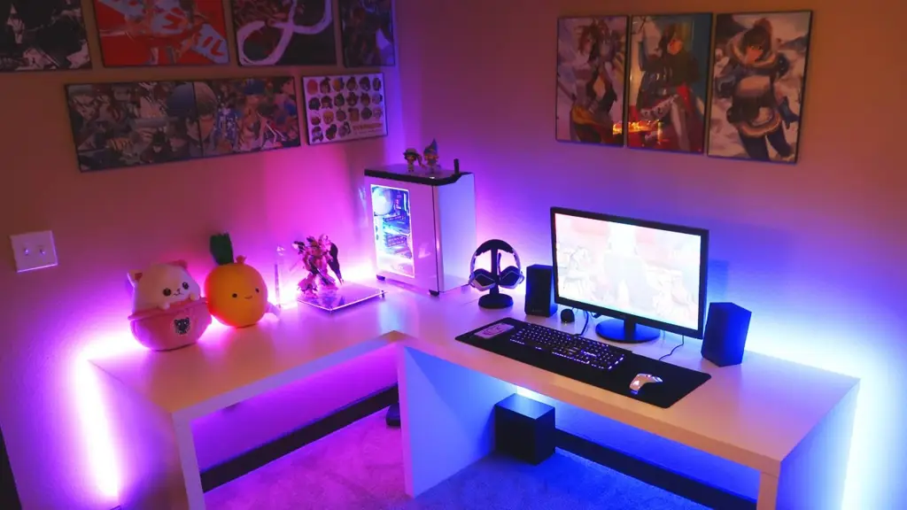 Setup Menonton Anime yang Nyaman Gambar pengaturan menonton anime yang nyaman