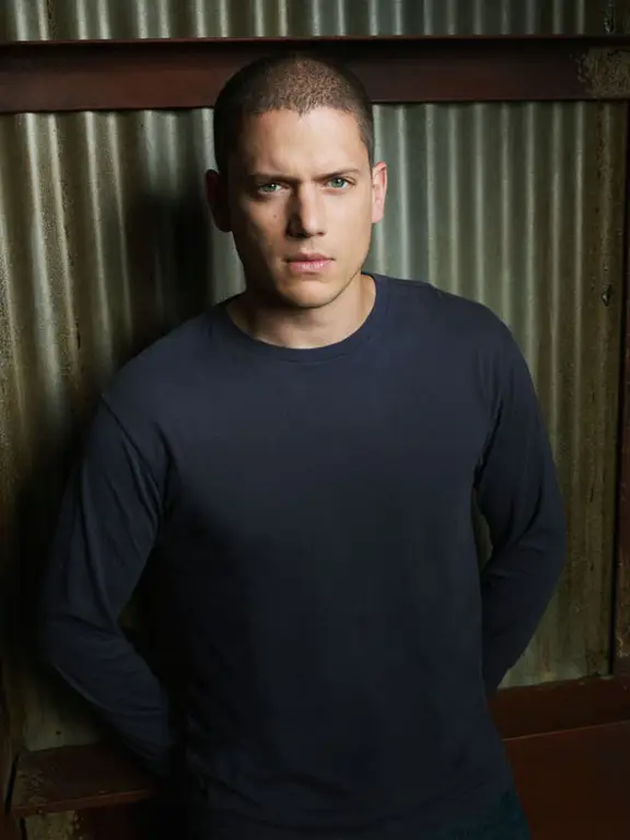 Michael Scofield merencanakan pelarian dari penjara Sona.