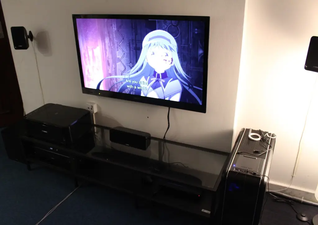 Gambar setup menonton anime yang nyaman