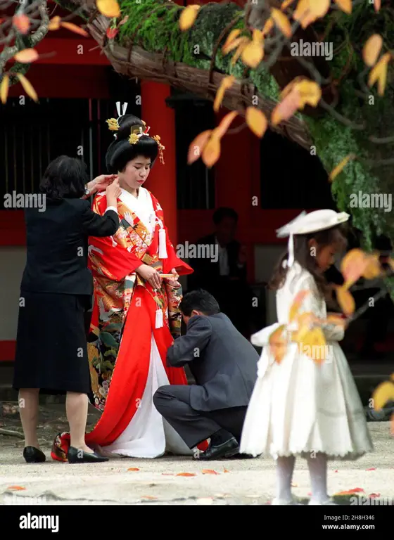 Adegan pernikahan bergaya Jepang