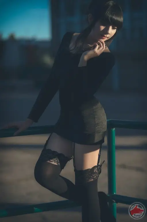 Berbagai gaya fashion yang menampilkan zettai ryouiki