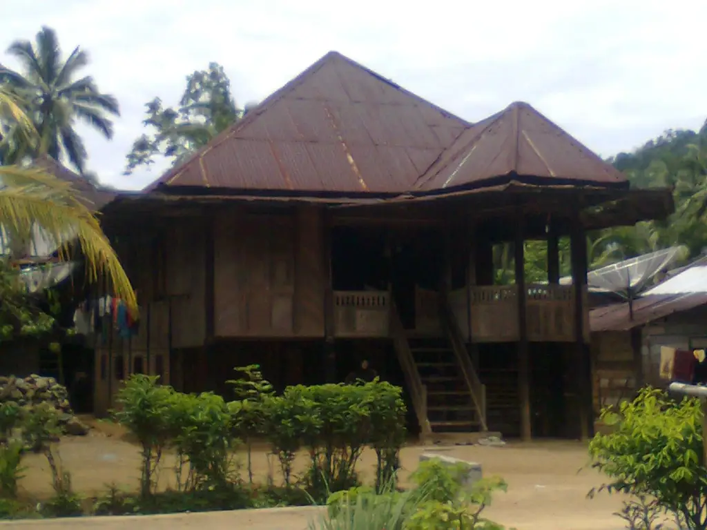 Rumah adat Lampung di Way Halim