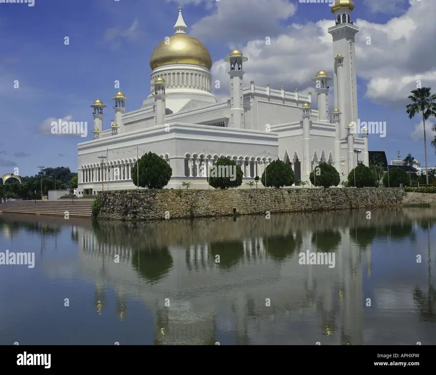 Gambar bangunan-bangunan bersejarah di Bandar Seri Begawan